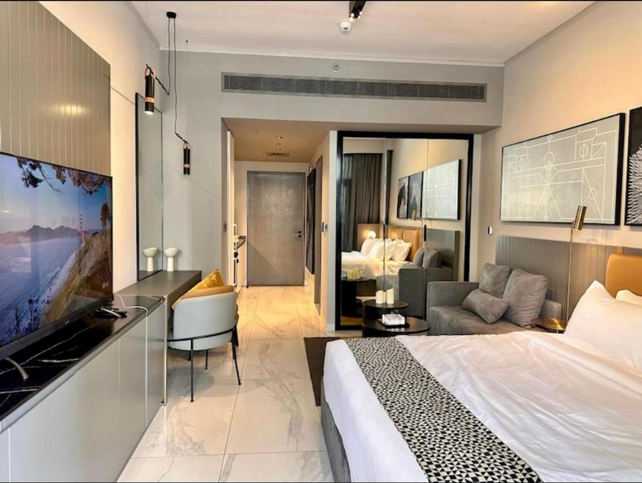 Mag 318 - 3 Min Walk To Mall - Luxury - Pool & Sls View Apartment Dubai